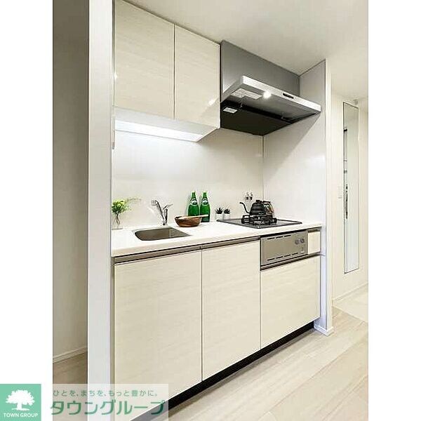 コンフォリア東新宿の物件内観写真