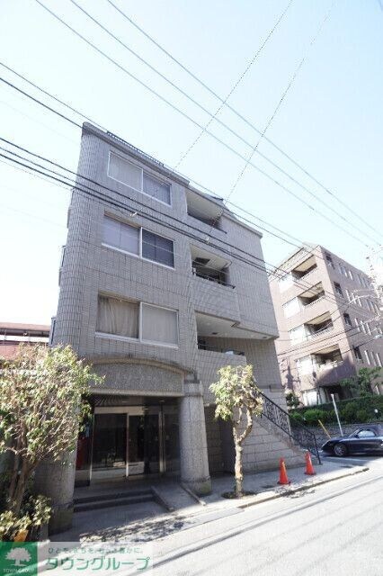 エスター南麻布の物件外観写真