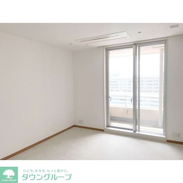 青山パークタワーの物件内観写真