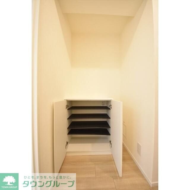 ファーヴァル代々木上原の物件内観写真