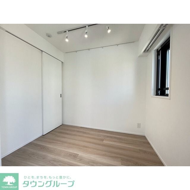 ORME COURT YOTSUYAの物件内観写真