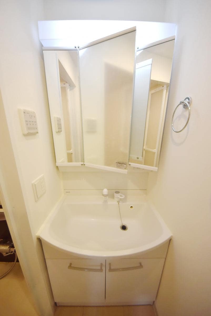 メゾン・シャトロワ深川扇橋の物件内観写真