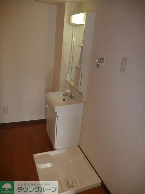 スクエア コートの物件内観写真