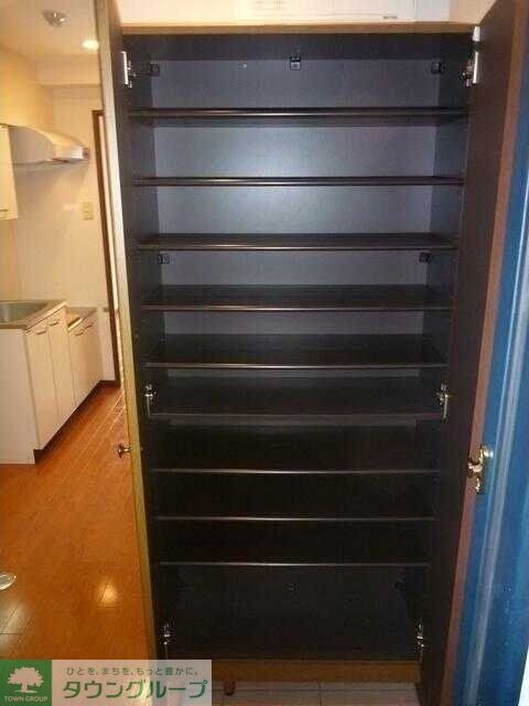 スクエア コートの物件内観写真