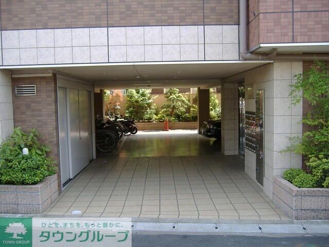 スクエア コートの物件内観写真