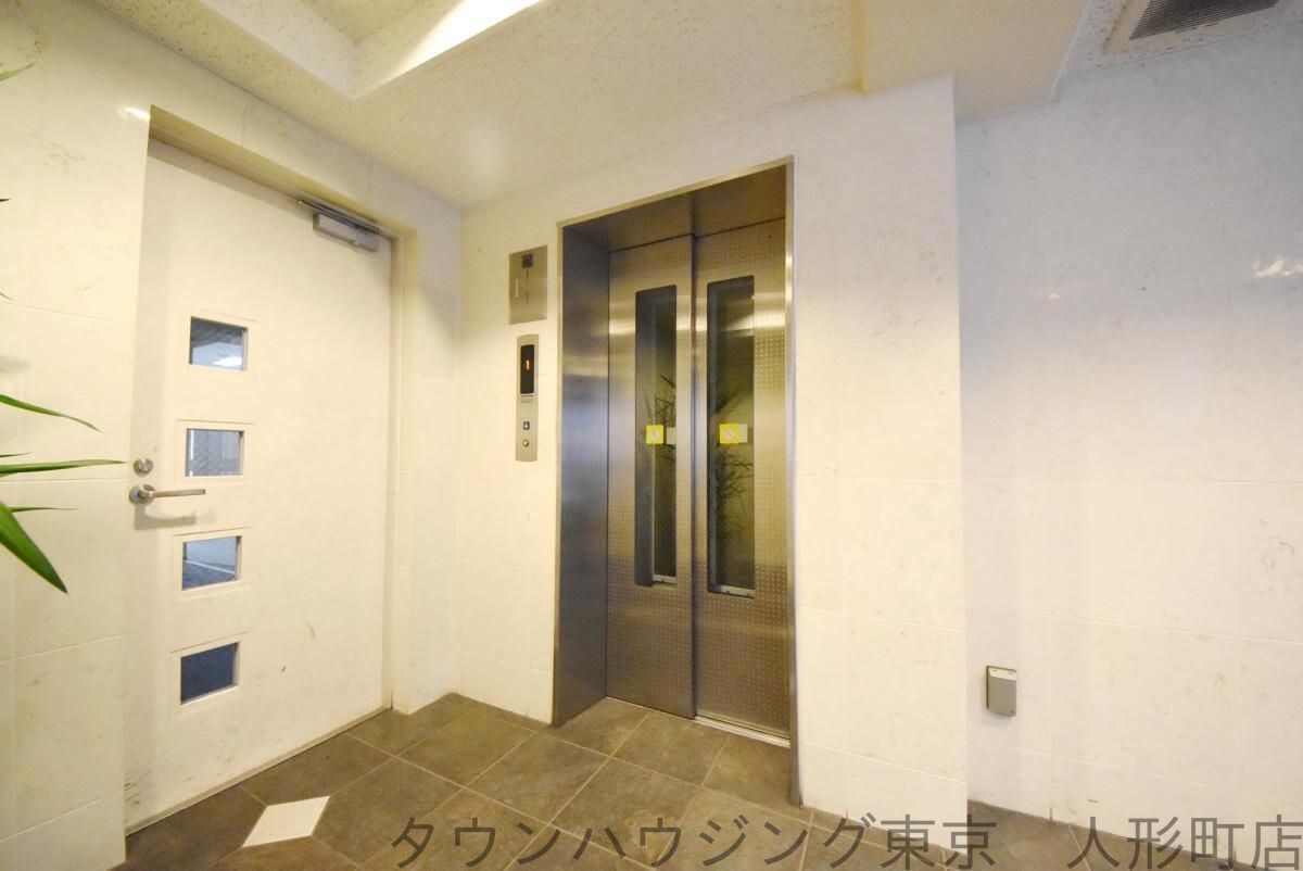 カスタリア新富町IIIの物件内観写真