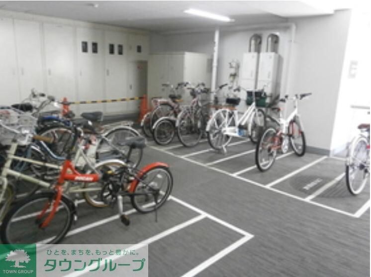 カスタリア新富町の物件内観写真