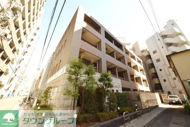 パレステュディオ九段・北の丸の物件外観写真