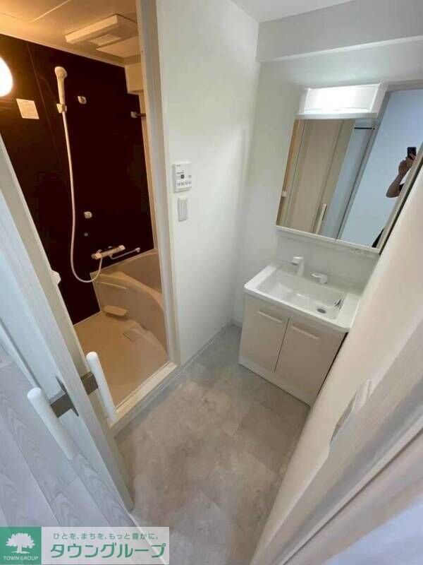 ニューハイツ八丁堀の物件内観写真