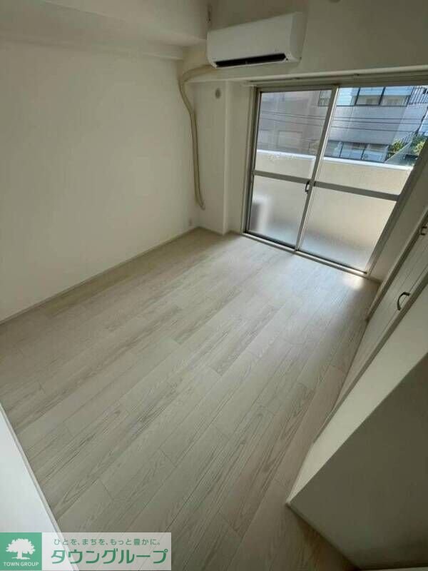 ニューハイツ八丁堀の物件内観写真