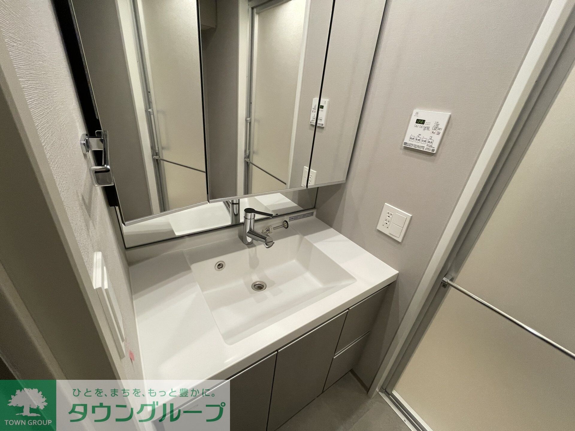 ブランシエスタ浅草蔵前の物件内観写真