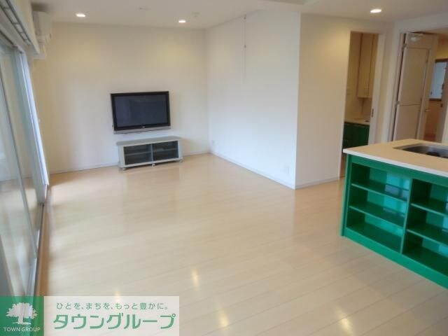 ロイヤルパークス新田の物件内観写真