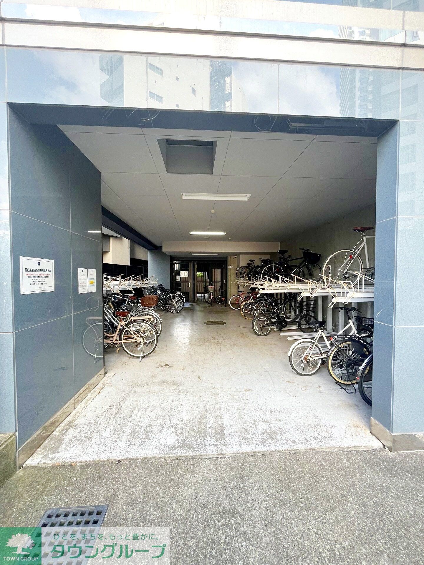 レジディア上野池之端の物件内観写真