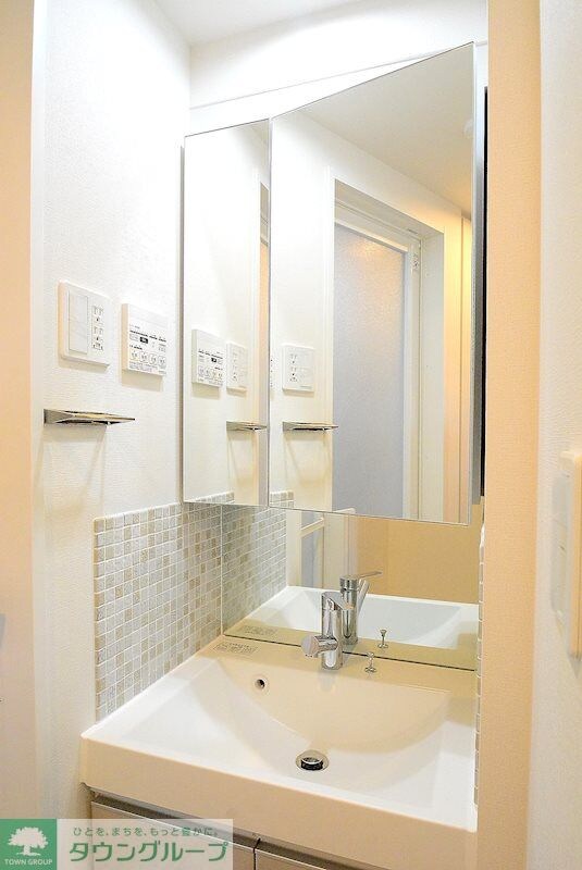 ステージファースト上野松が谷アジールコートの物件内観写真