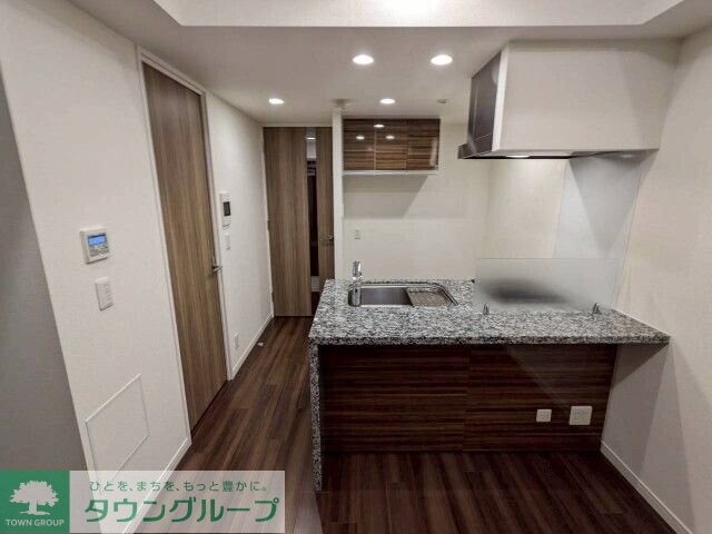 Totsu Residence Kaminarimonの物件内観写真