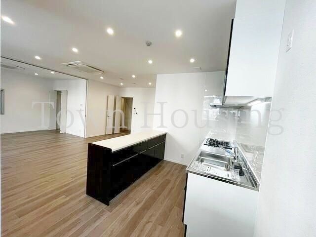 Qu4ttro Arca 九段(クアトロアルカ九段)の物件内観写真