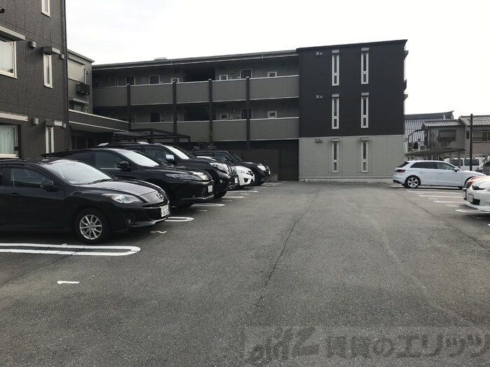 サンスクエア千里万博 A棟の物件内観写真