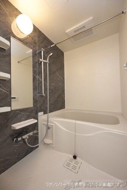 ラ・ルミエールの物件内観写真