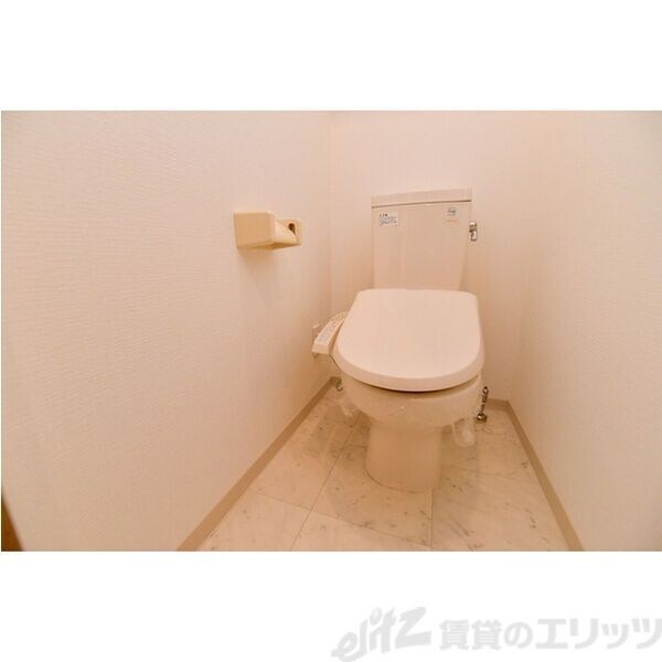 アーデン江坂の物件内観写真