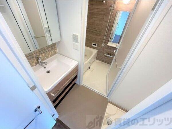 セレニテフラン新大阪の物件内観写真