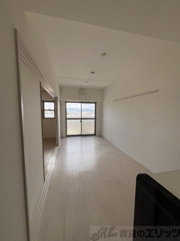 フランディル・オーラ江坂の物件内観写真