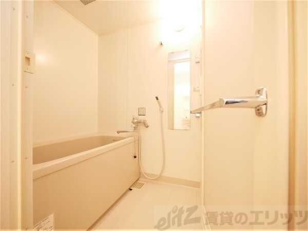 ルーヴェンブルン豊津の物件内観写真