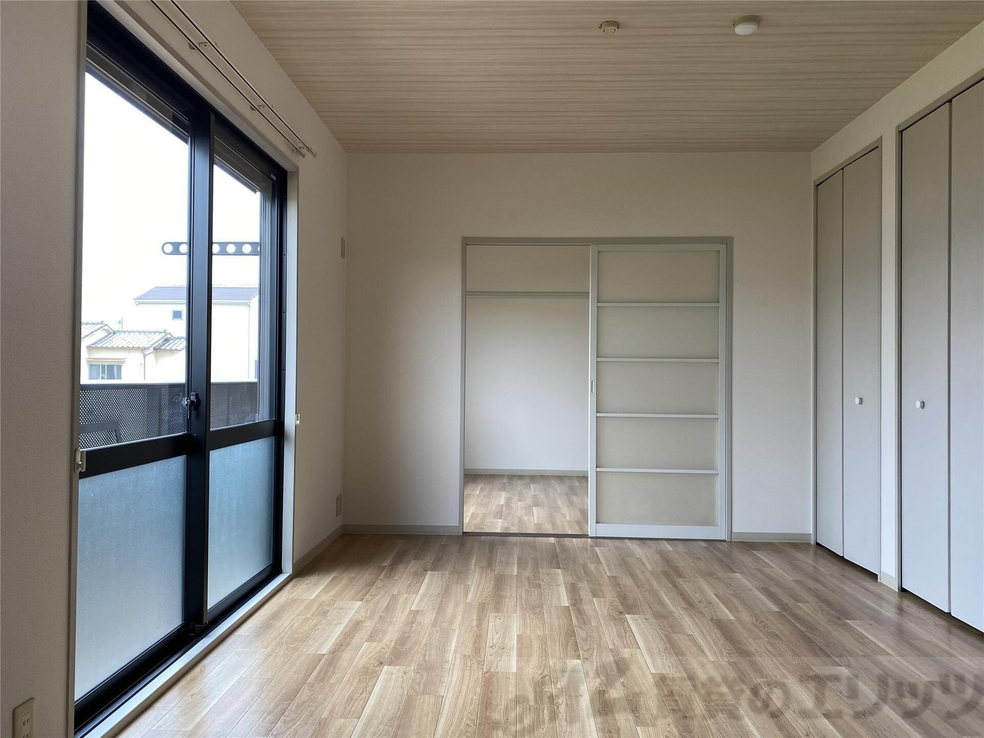 ローンコートの物件内観写真