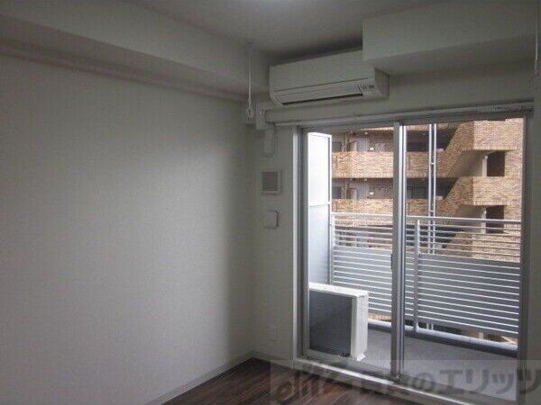 コンフォリア江坂広芝町の物件内観写真