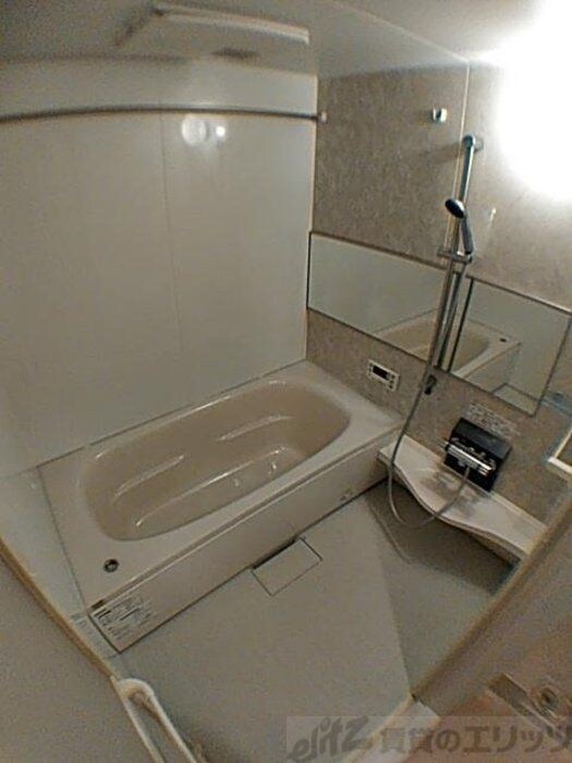 サンスクエア千里万博 B棟の物件内観写真