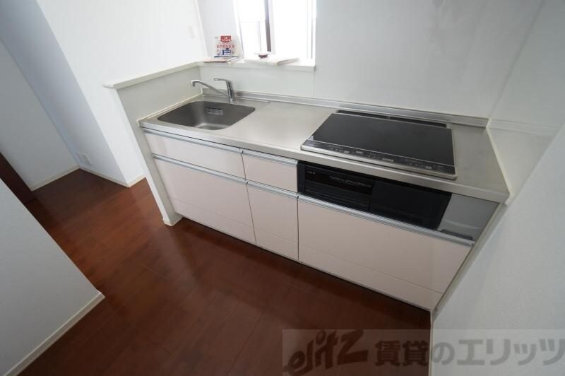 ローズタウンIIIの物件内観写真