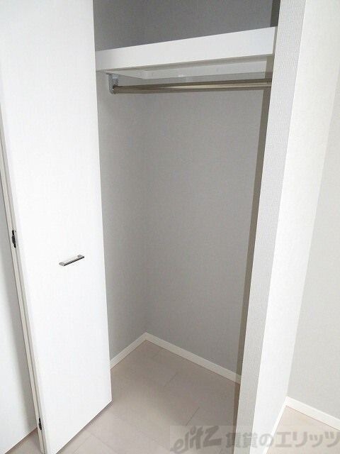 スペーシア江坂広芝町の物件内観写真