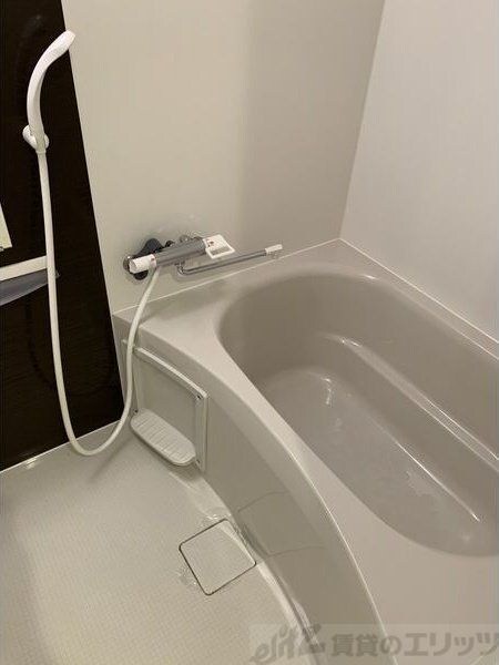 APRILE南森町の物件内観写真