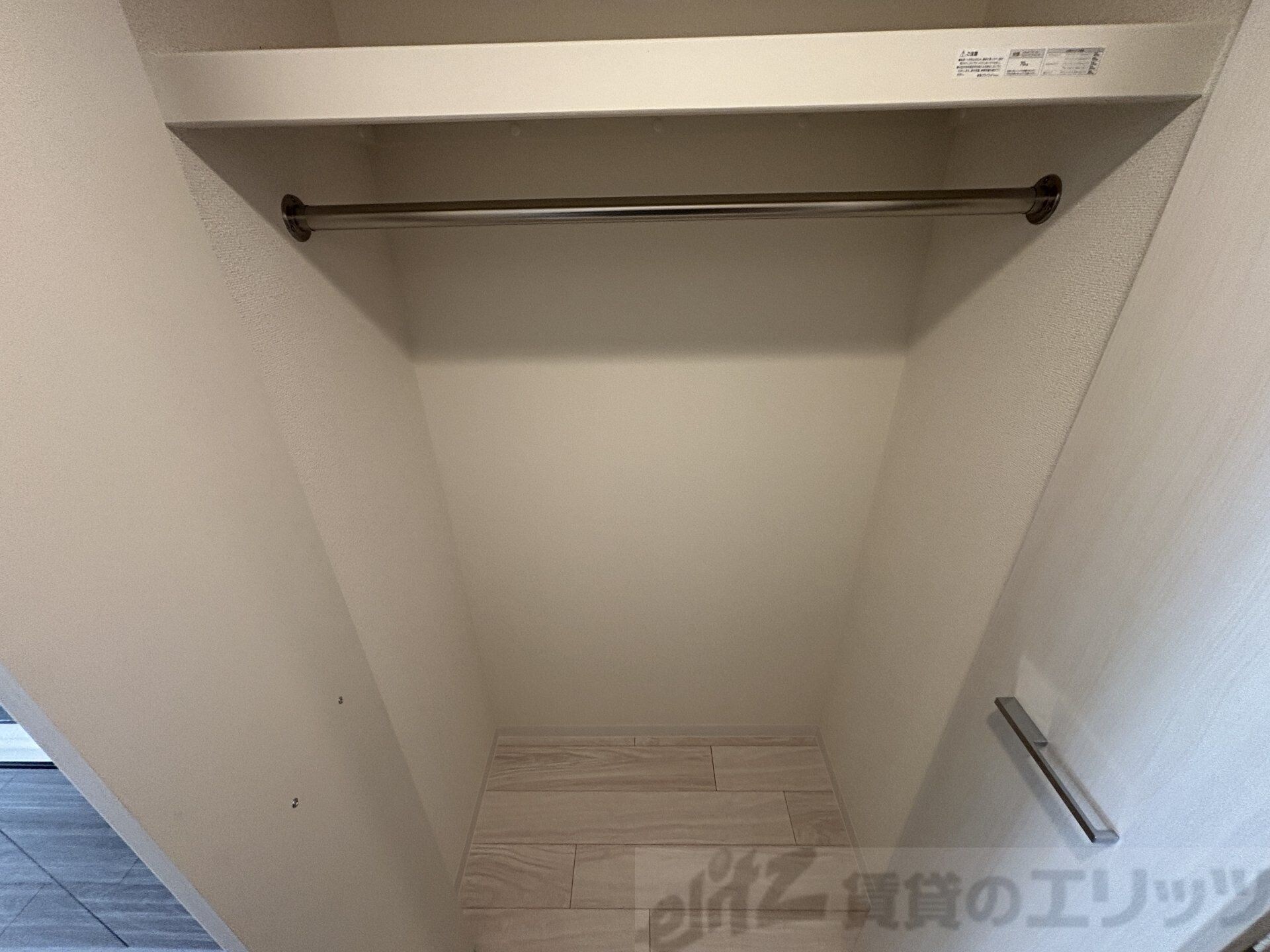 クレストコート江坂垂水町の物件内観写真