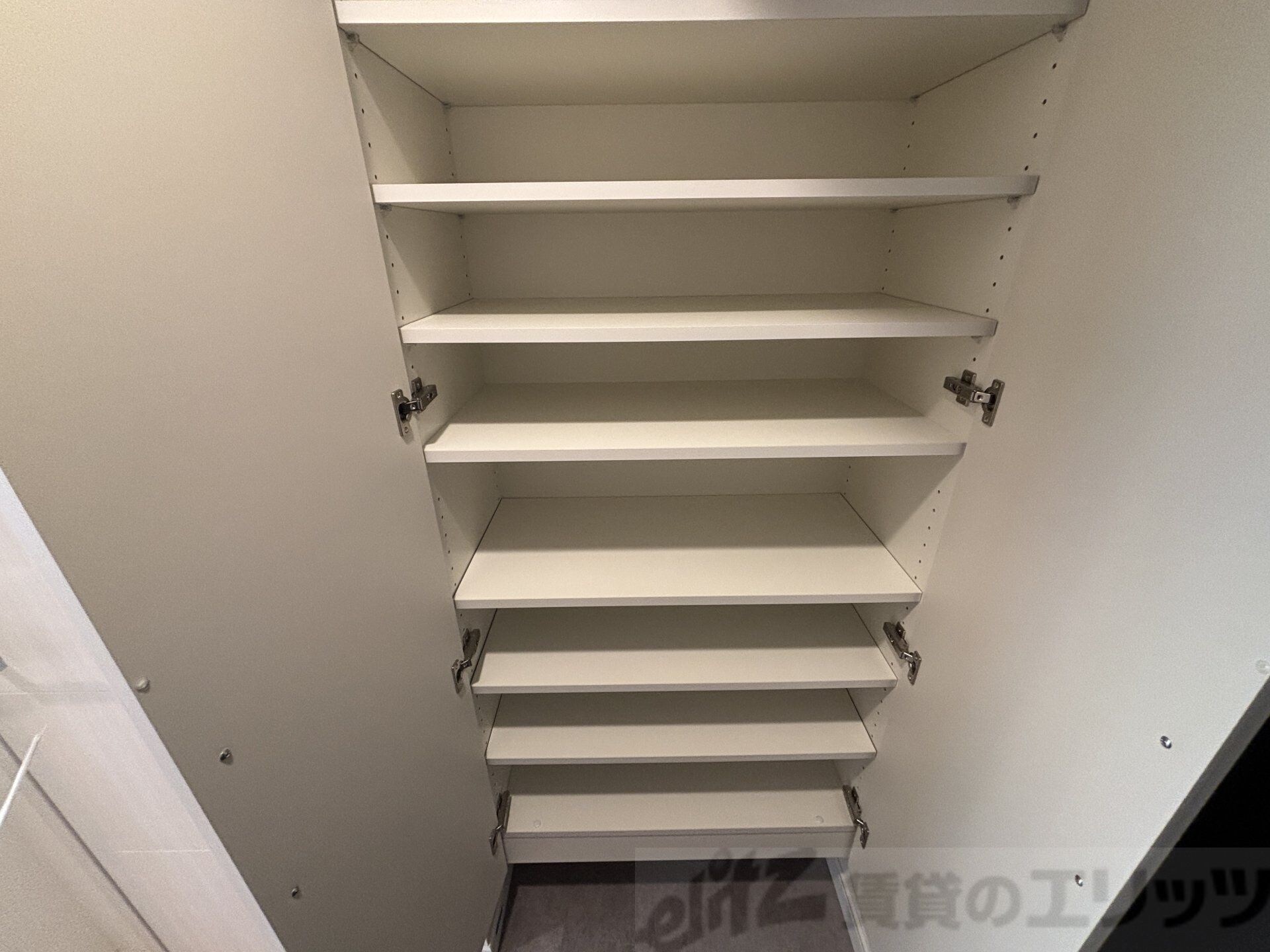 クレストコート江坂垂水町の物件内観写真