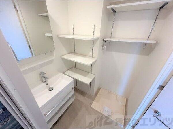 セレニテ西中島アリア壱番館の物件内観写真