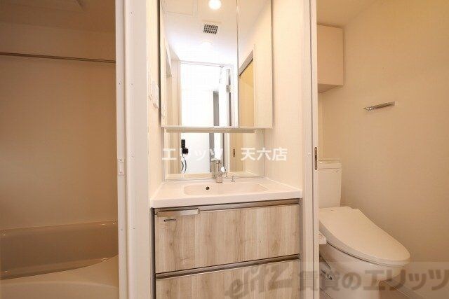 シーズンフラッツ梅田EASTの物件内観写真