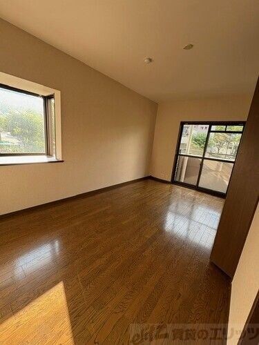 高槻・阿武山九番街東2号棟の物件内観写真