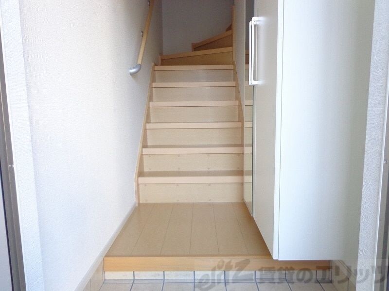 レヴール松ヶ丘の物件内観写真