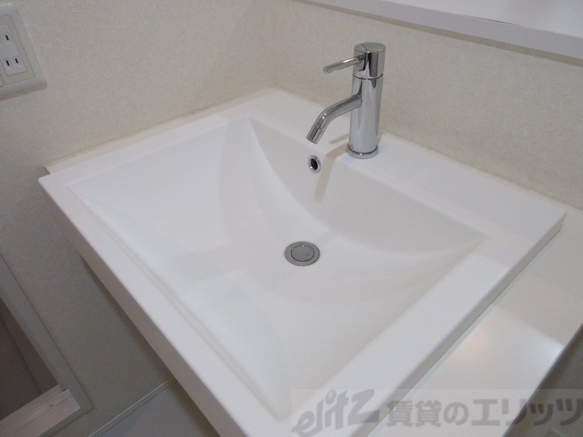 レジディア江坂の物件内観写真