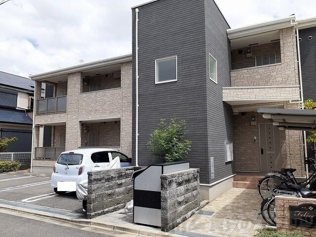 フェリーチェの物件外観写真