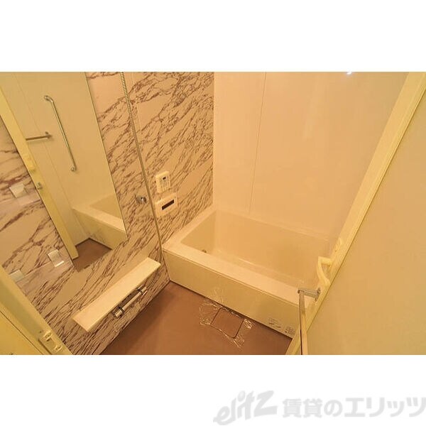 アパートメンツ江坂の物件内観写真