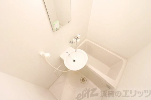 レオパレスグラン ビュイッソンの物件内観写真