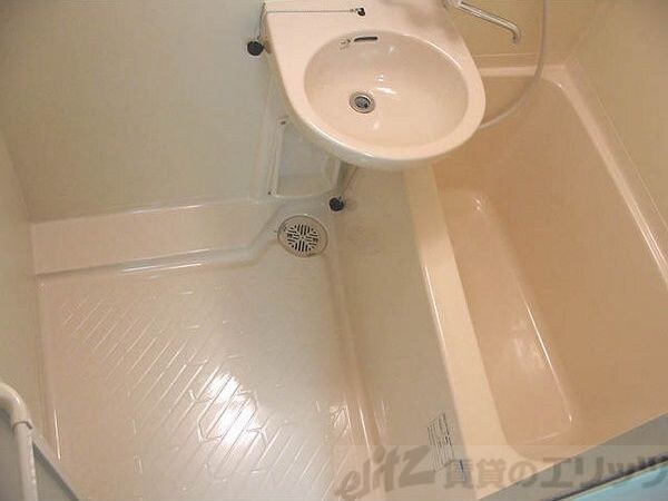 アズビー千里山の物件内観写真