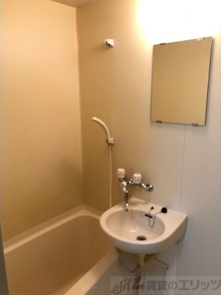 アズビー千里山の物件内観写真