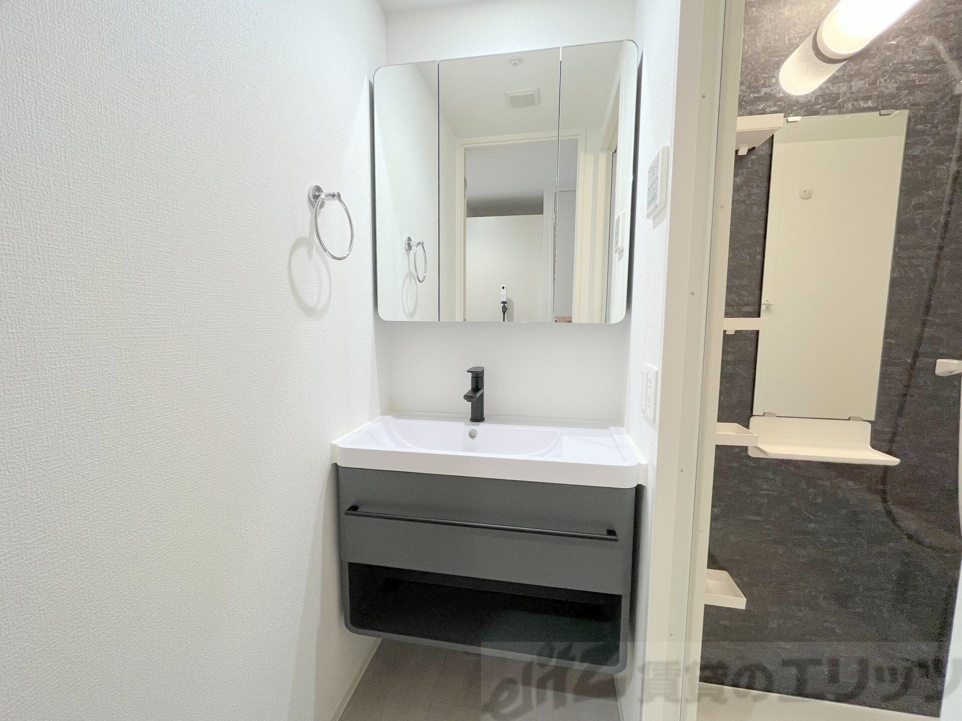 セレニテ江坂ミラクの物件内観写真