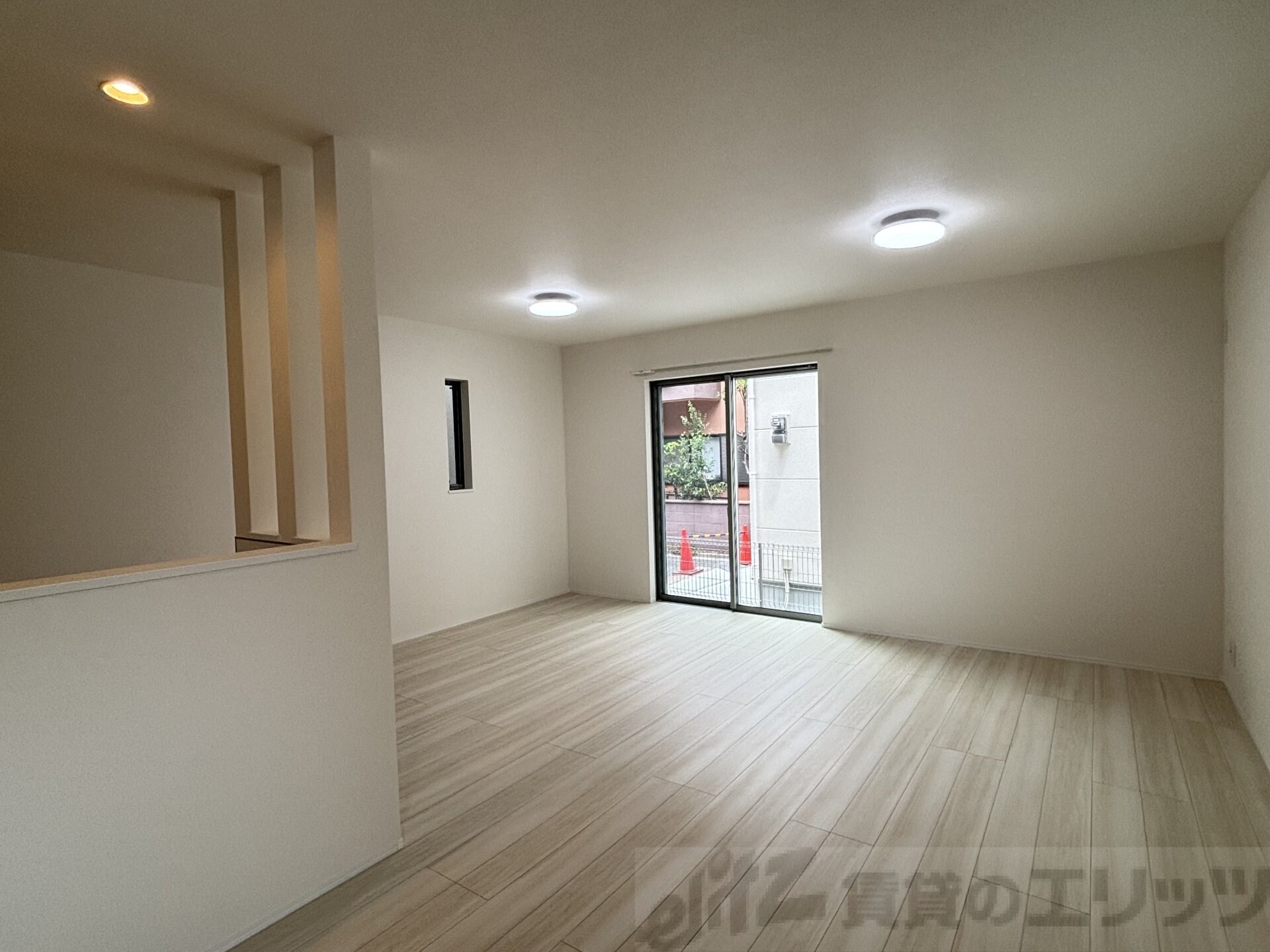 ファミリエ津之江A棟の物件内観写真