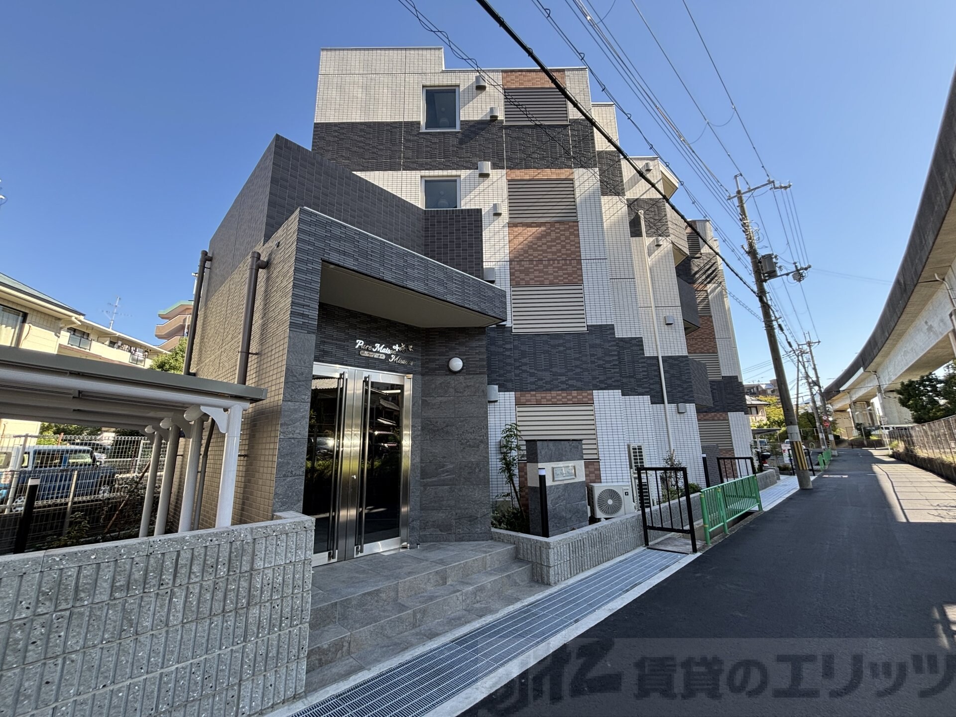ピュアメゾン美沢の物件外観写真