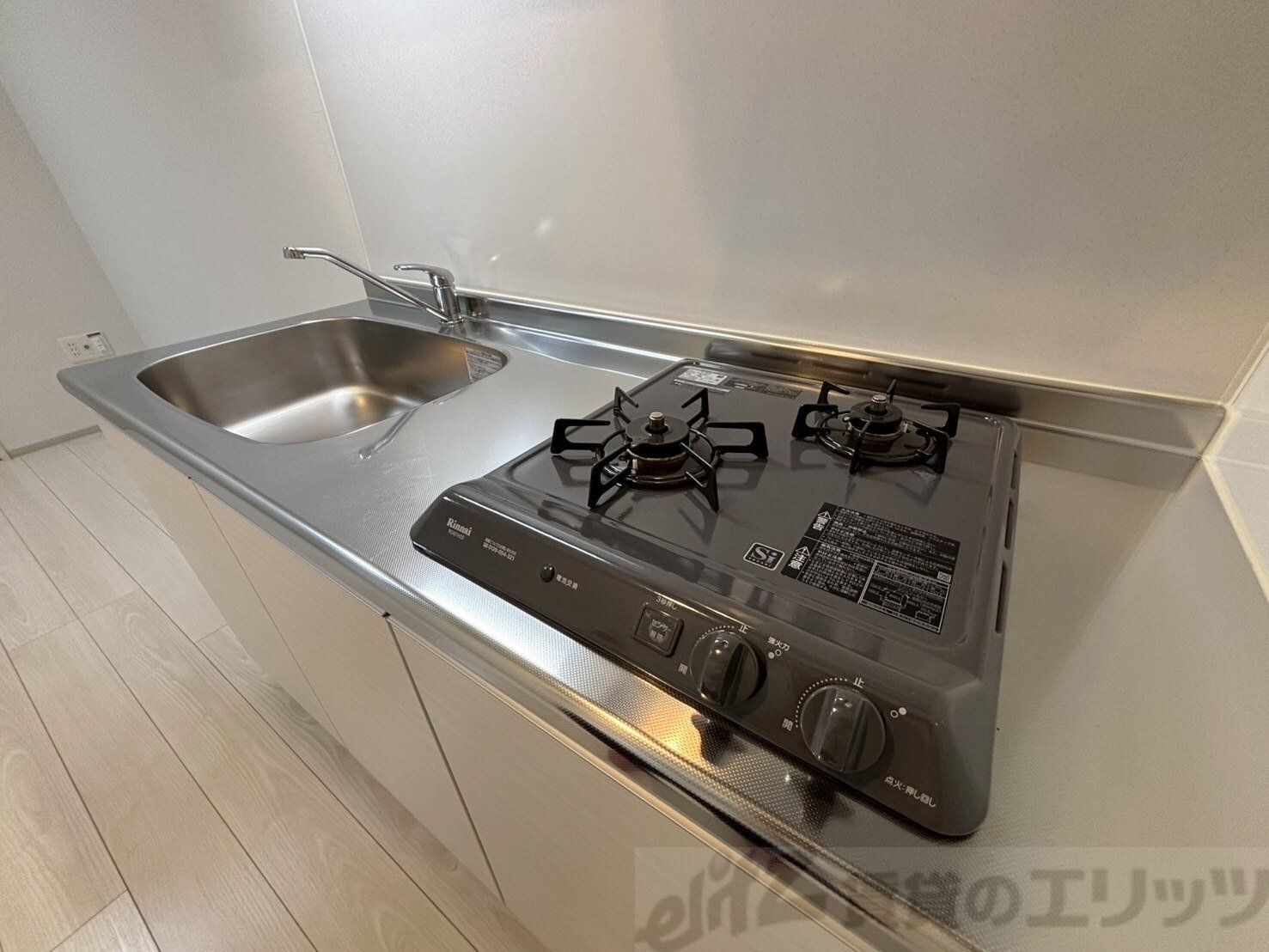 ライブガーデン江坂IXの物件内観写真