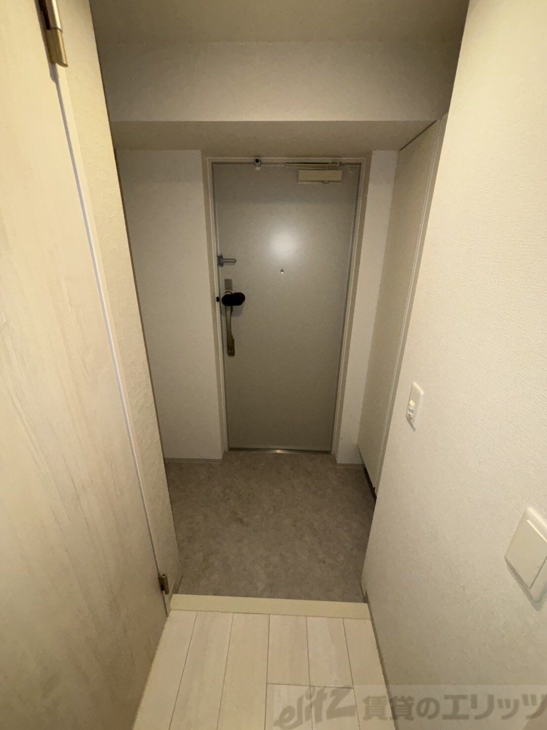 ライブガーデン江坂IXの物件内観写真