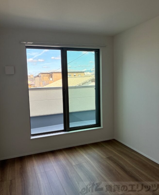 ファミリエ如是A棟の物件内観写真